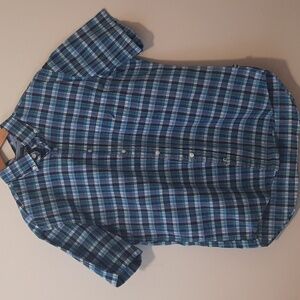 Nautica short sleeve shirt.Size M. Blue small plaid.
